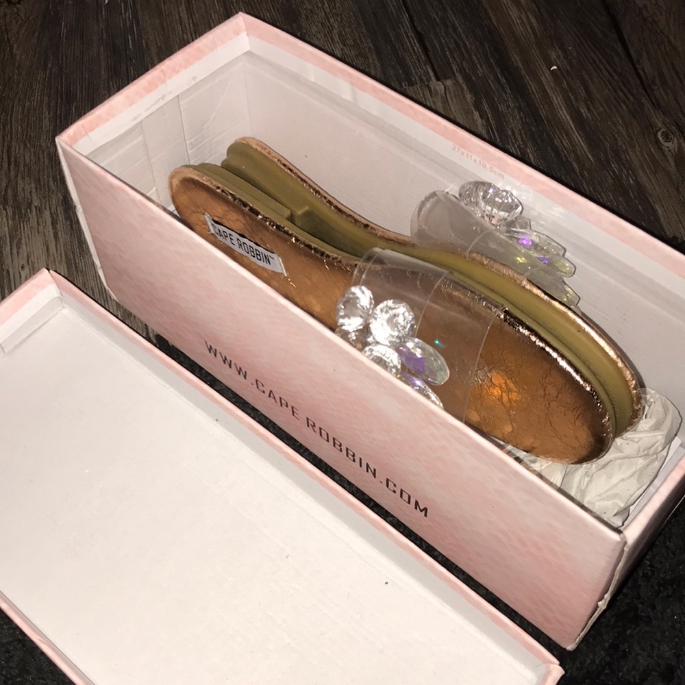 Fashion Nova Cape Robbin Sandals 5.5